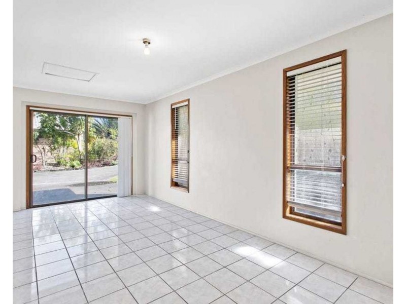 51 STUDIO DR, Oxenford QLD 4210