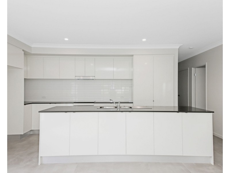 45 Oak Street, Pimpama QLD 4209