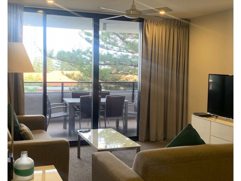 26/2729 Gold Coast Highway, Broadbeach QLD 4218