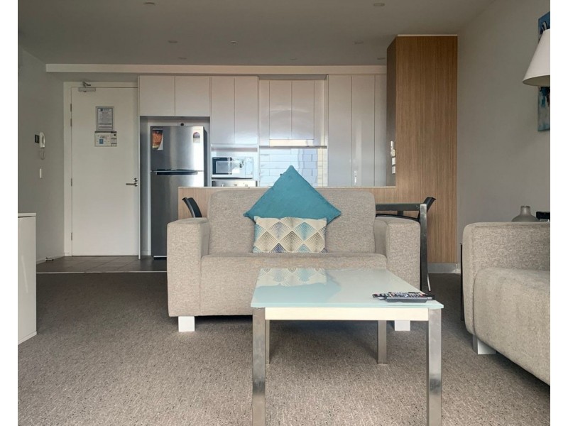 26/2729 Gold Coast Highway, Broadbeach QLD 4218
