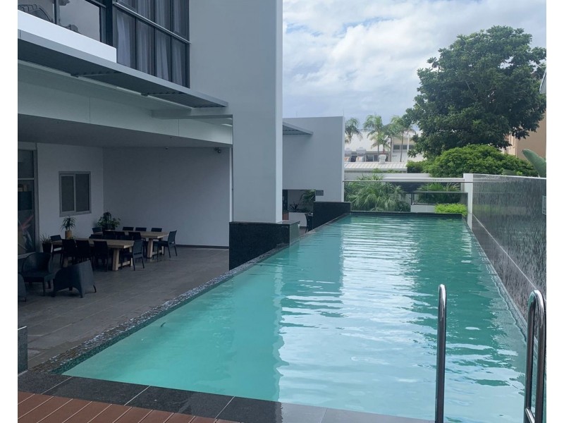 26/2729 Gold Coast Highway, Broadbeach QLD 4218