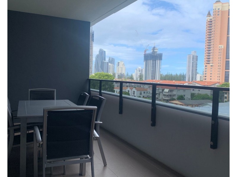 26/2729 Gold Coast Highway, Broadbeach QLD 4218
