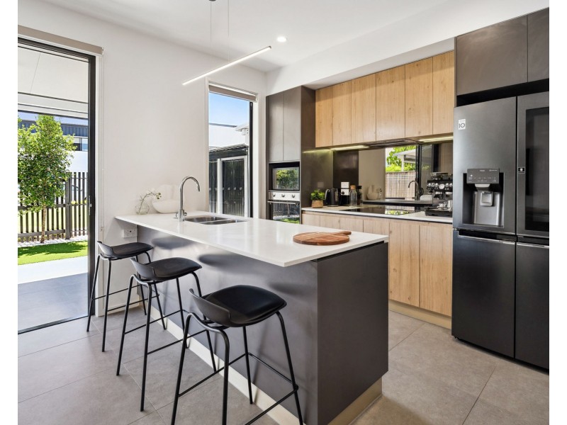 56/8 Ben Dalley Drive, Helensvale QLD 4212