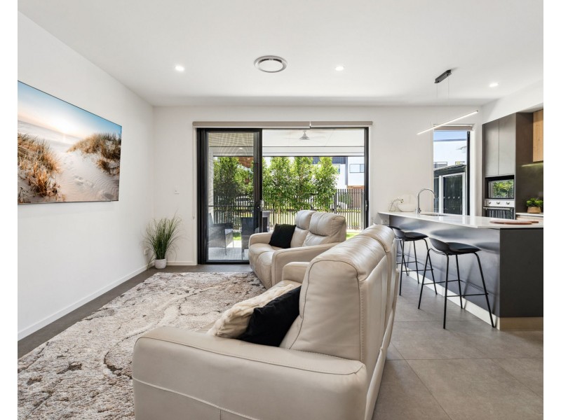 56/8 Ben Dalley Drive, Helensvale QLD 4212