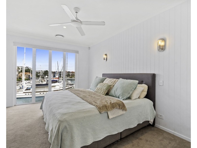 8944 The Point Circuit, Hope Island QLD 4212