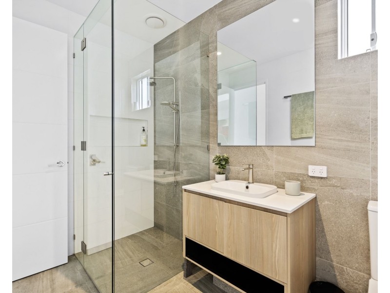 8944 The Point Circuit, Hope Island QLD 4212