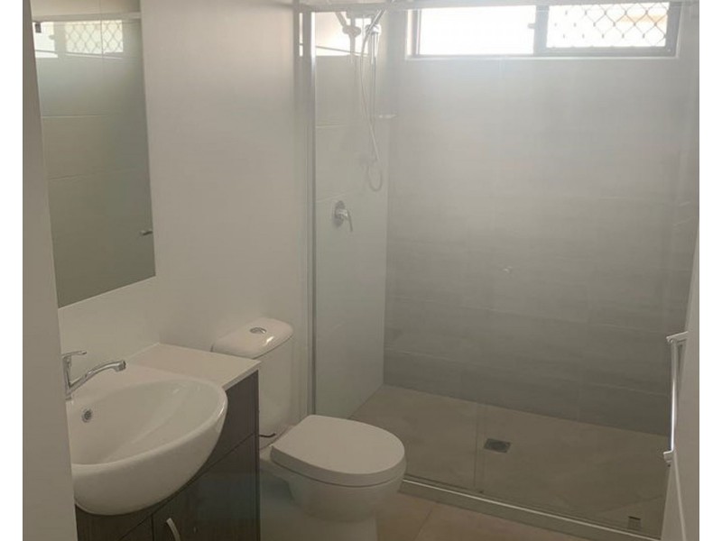 2/20 Coral St, Pimpama QLD 4209