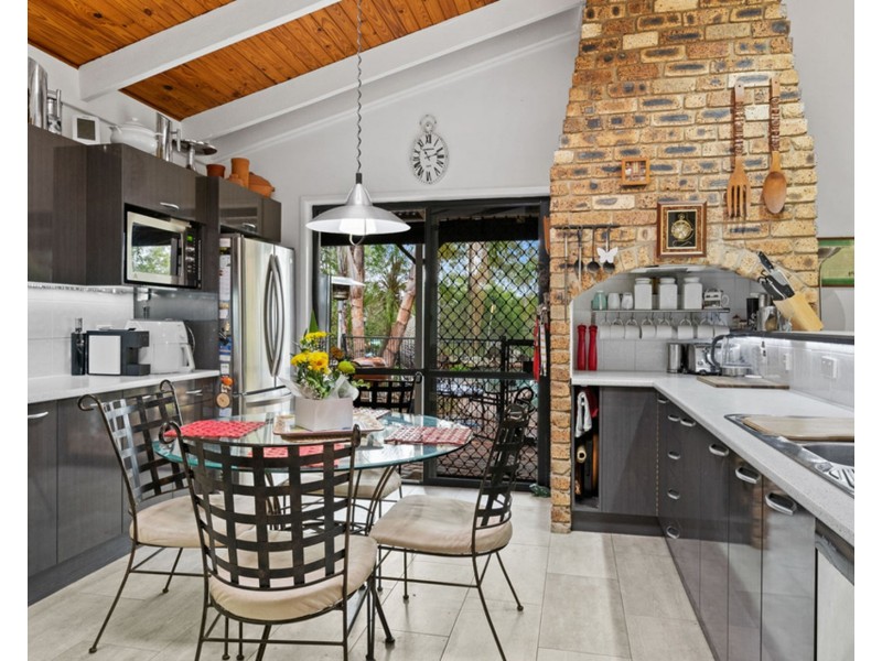 2-30 Henderson Road, Logan Reserve QLD 4133