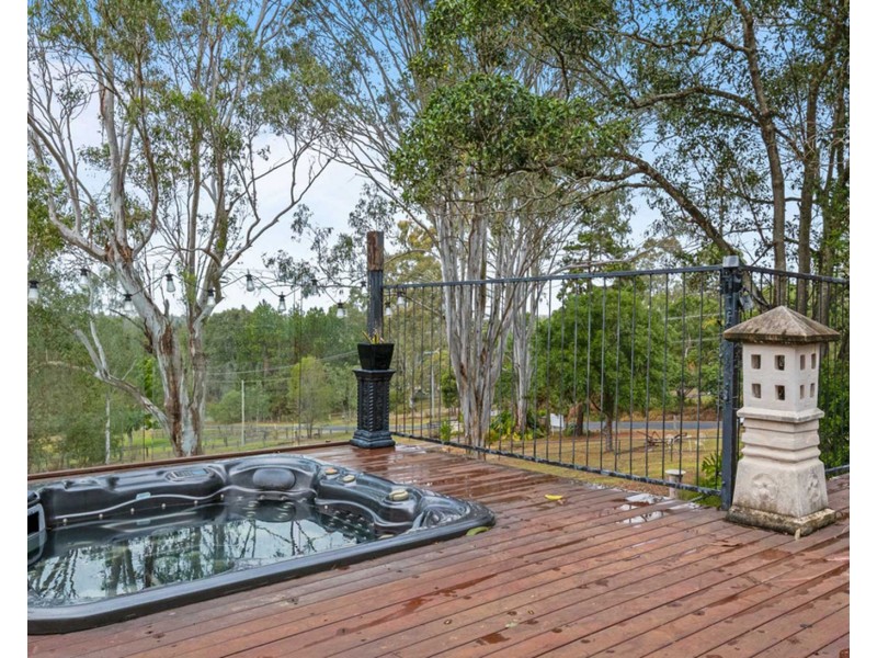 2-30 Henderson Road, Logan Reserve QLD 4133