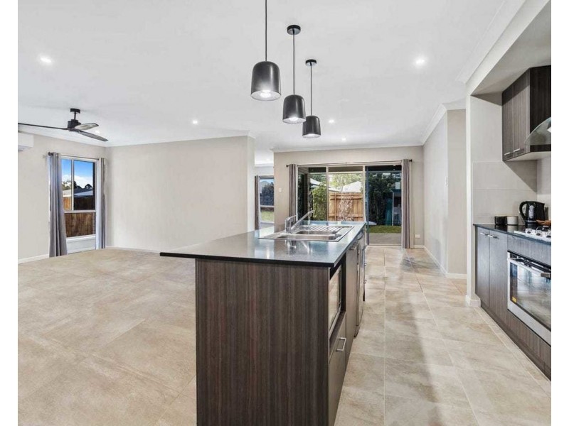 60 Roxborough Street, Canungra QLD 4275