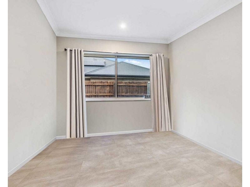 60 Roxborough Street, Canungra QLD 4275