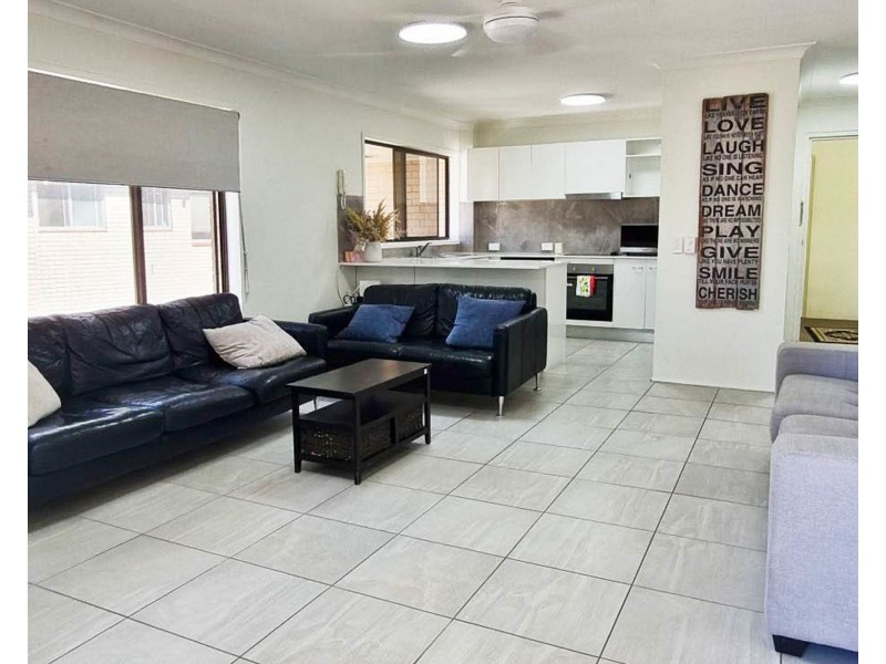 7/47 Britannia Ave, Broadbeach QLD 4218