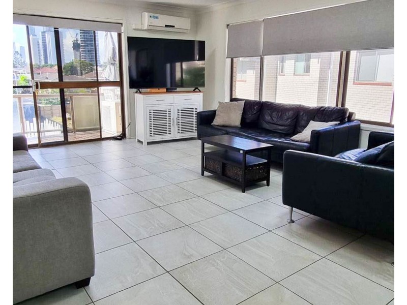 7/47 Britannia Ave, Broadbeach QLD 4218
