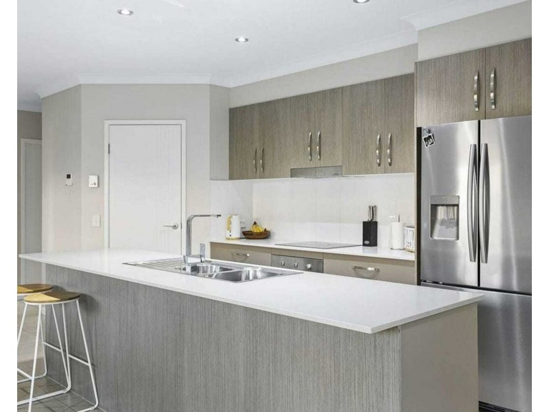 37 Cypress Circuit, Coomera QLD 4209