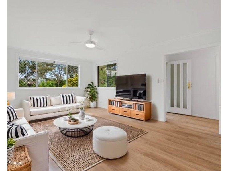 12 Sun Valley Dr, Ashmore QLD 4214