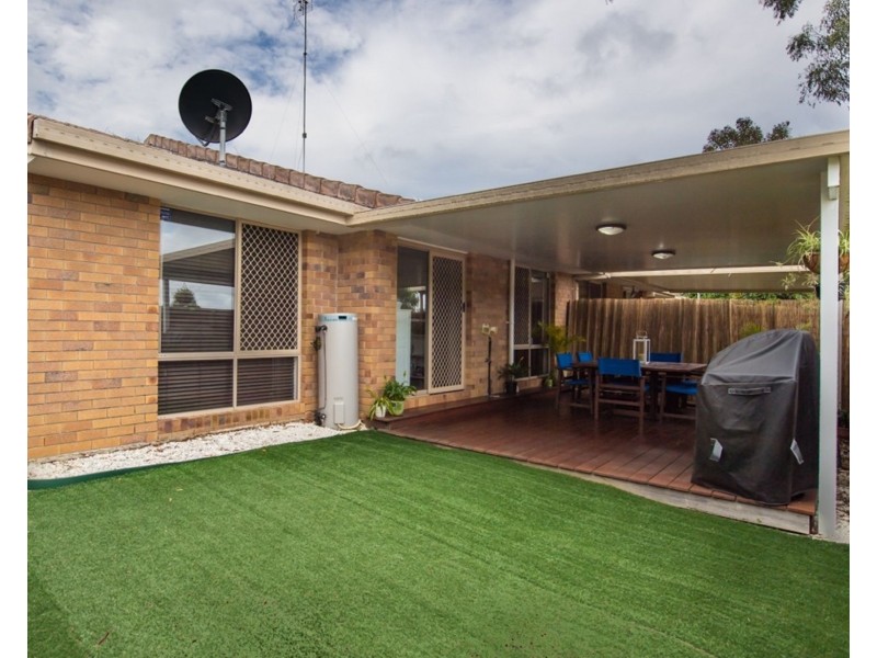 11 137 Olsen Avenue, Labrador QLD 4215