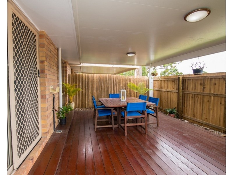 11 137 Olsen Avenue, Labrador QLD 4215