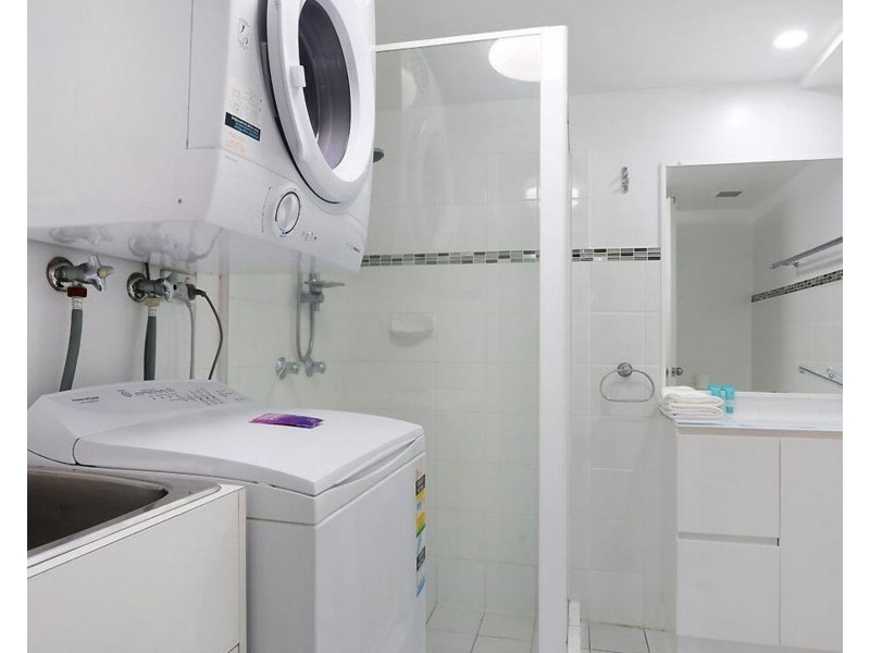 13/452 Marine Parade, Biggera Waters QLD 4216