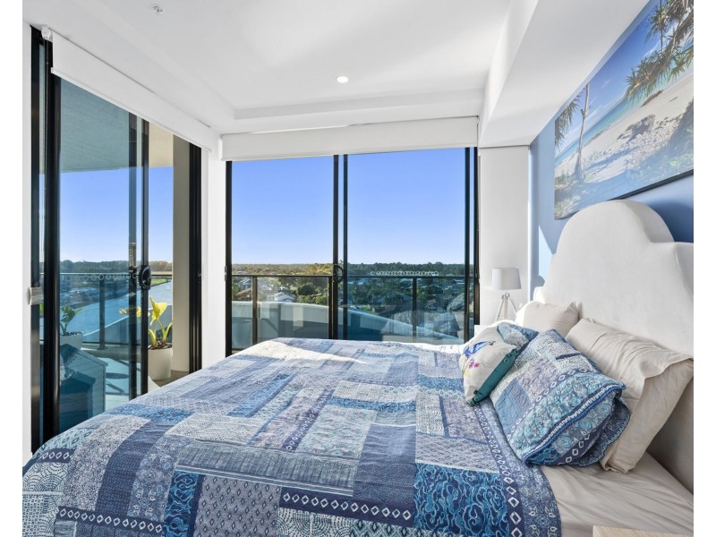 4604/5 Harbour Side Court, Biggera Waters QLD 4216