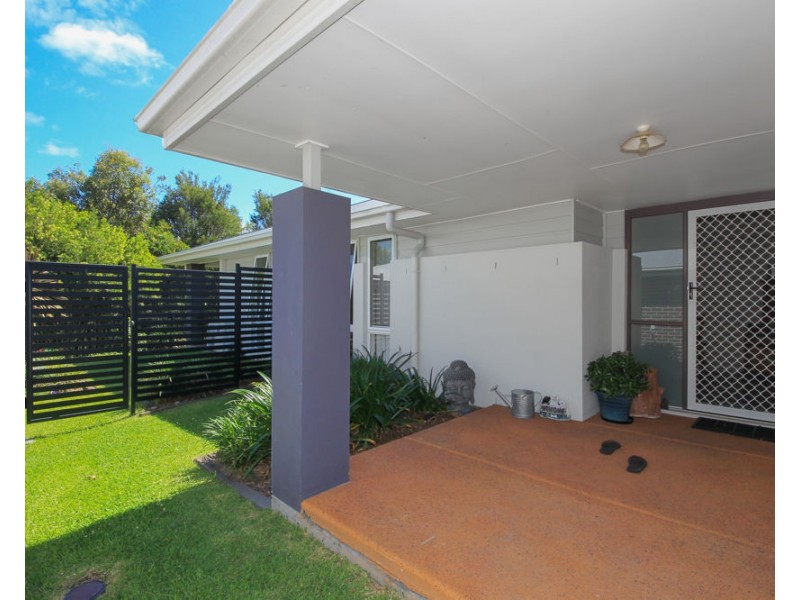 2/16 Holl Lane, Coomera QLD 4209