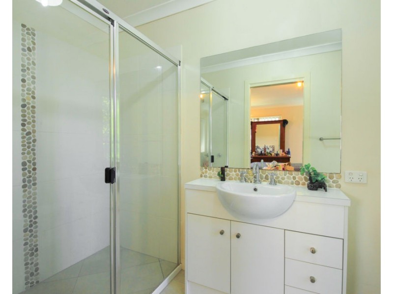 2/16 Holl Lane, Coomera QLD 4209