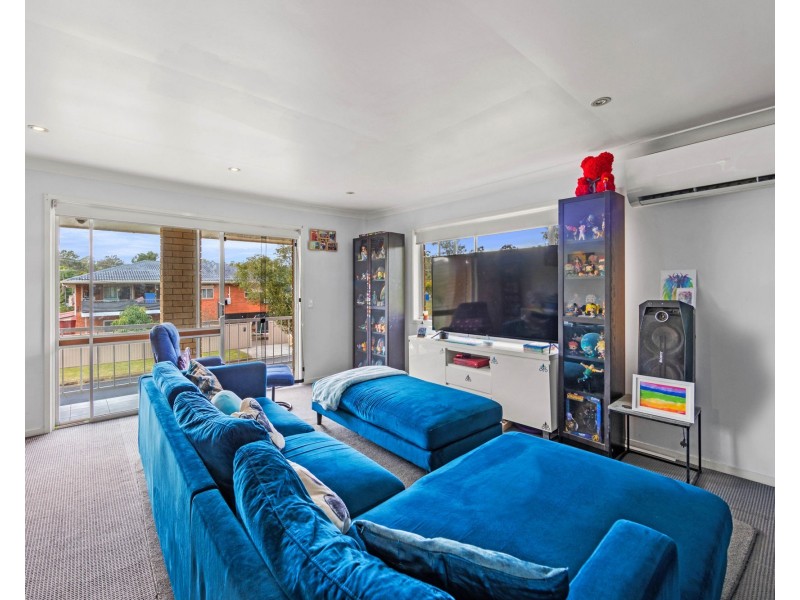 11 Cox Crescent, Goodna QLD 4300