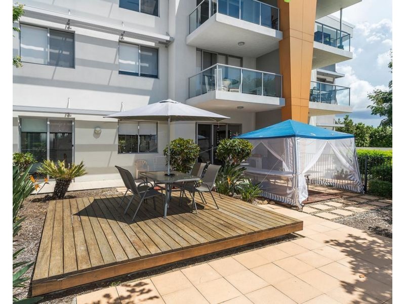 412/66 Sickle Avenue, Hope Island QLD 4212