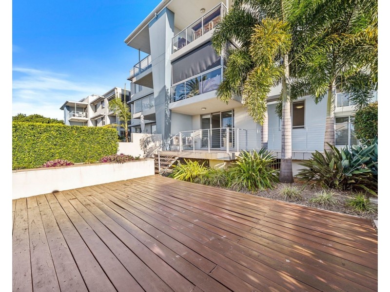 412/66 Sickle Avenue, Hope Island QLD 4212