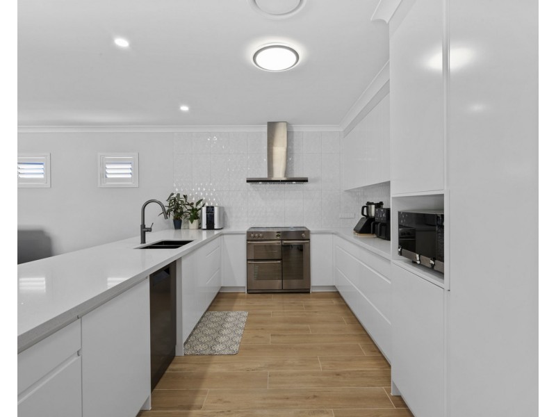 2 Emmaville Crescent, Ormeau QLD 4208