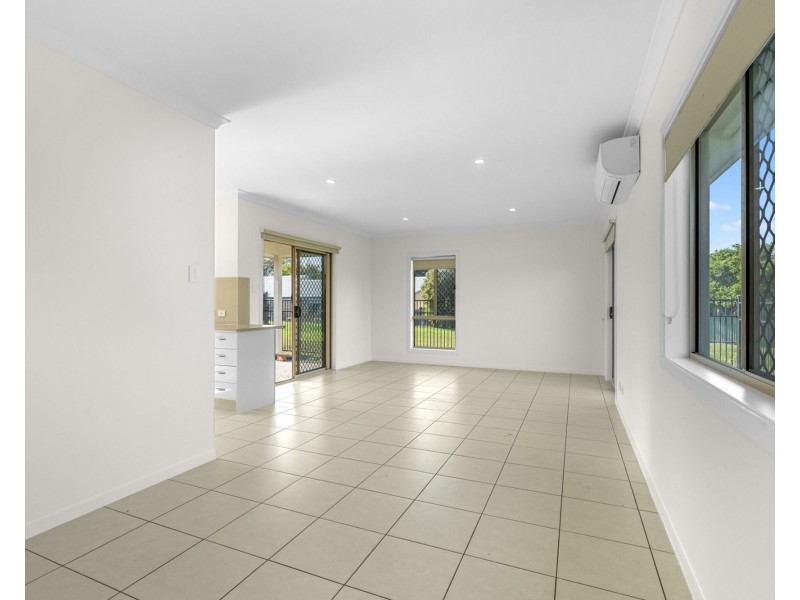 114 Napier Circuit, Silkstone QLD 4304