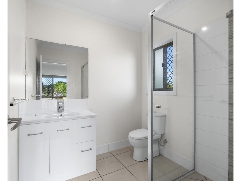 114 Napier Circuit, Silkstone QLD 4304