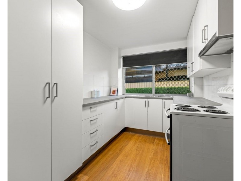 17 Melinda St, Southport QLD 4215