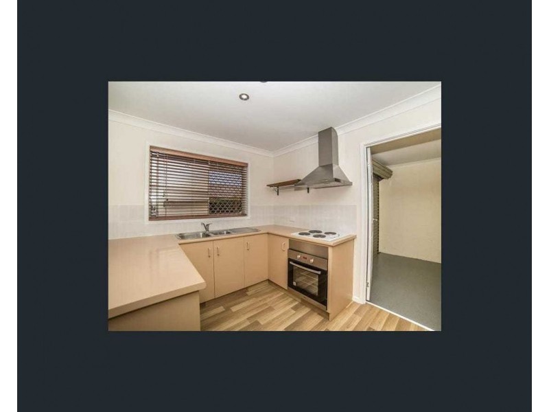 1/7 Riccarton Street, Labrador QLD 4215