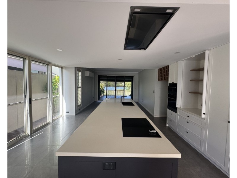 35 Brindabella Close, Coomera Waters QLD 4209