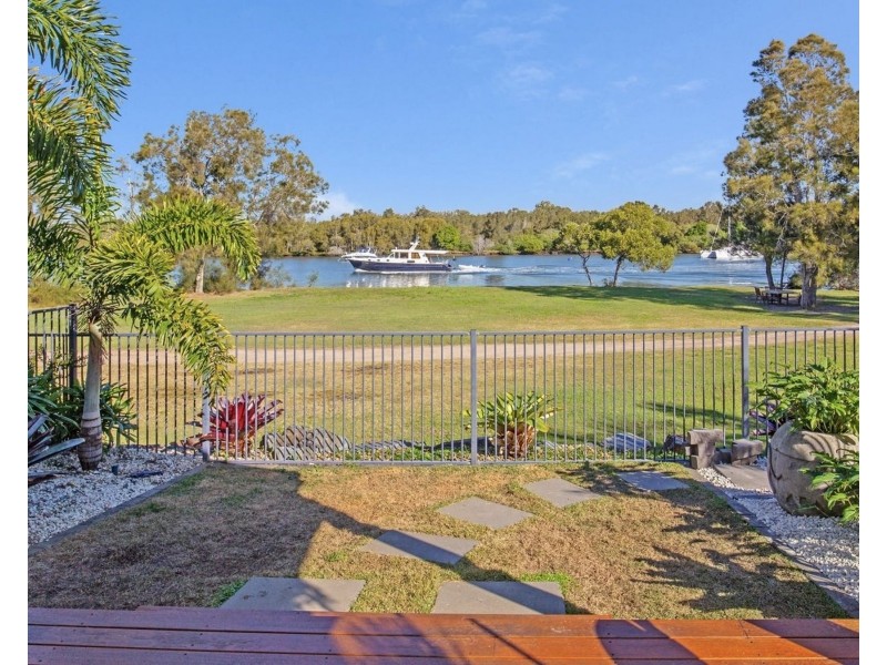 35 Brindabella Close, Coomera Waters QLD 4209