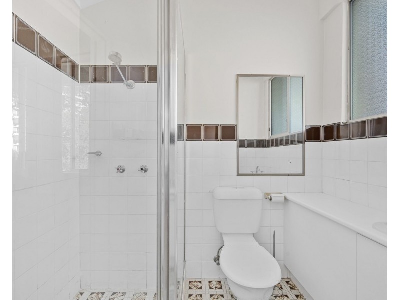 4/21 Heath Street, Southport QLD 4215