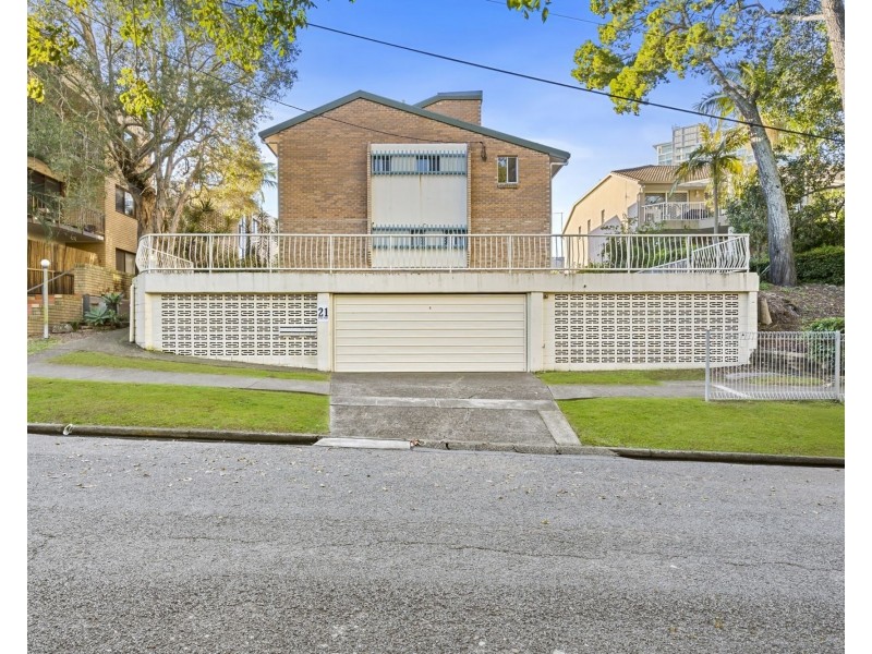 4/21 Heath Street, Southport QLD 4215