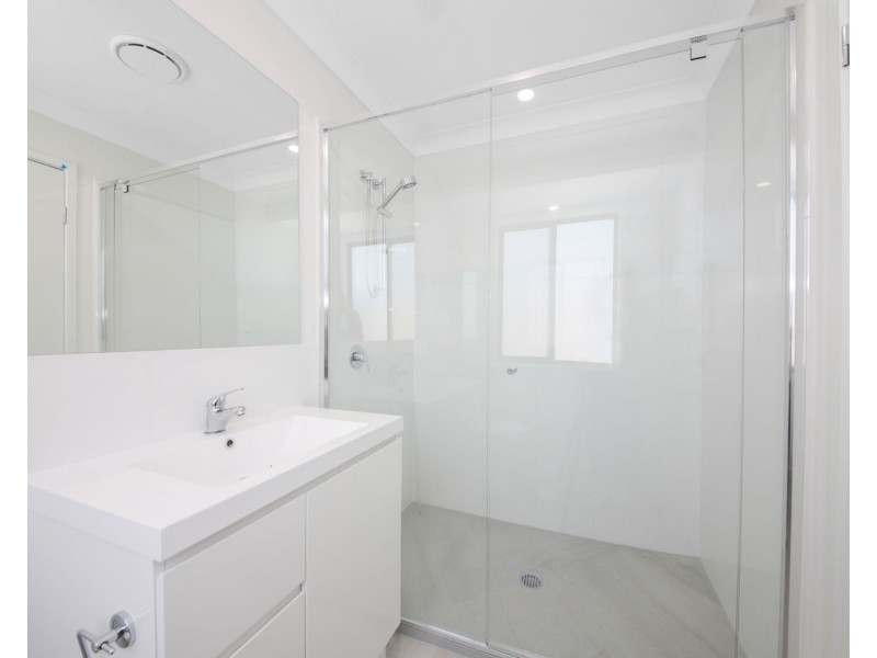 7 Laon Street, Pimpama QLD 4209