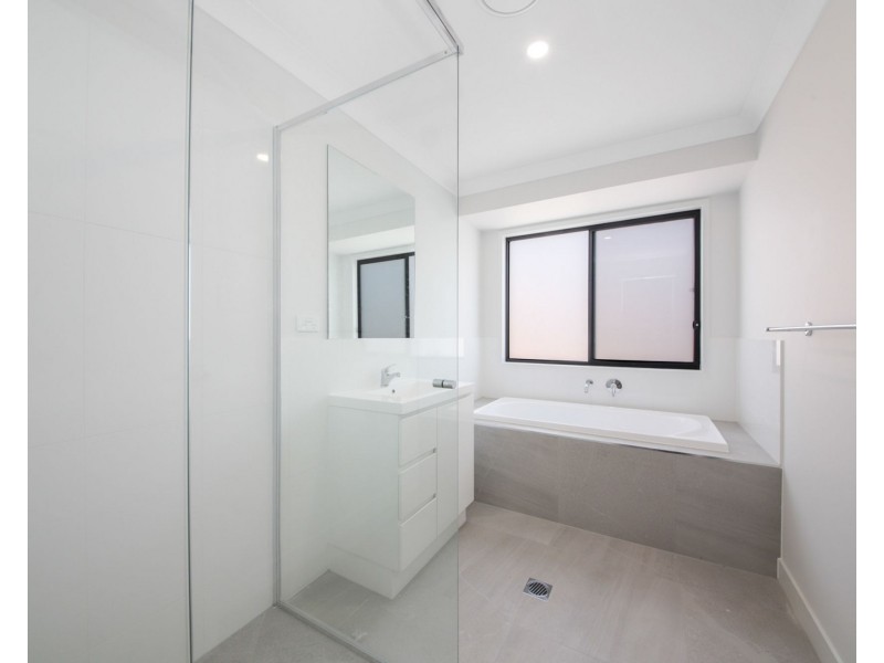 7 Laon Street, Pimpama QLD 4209