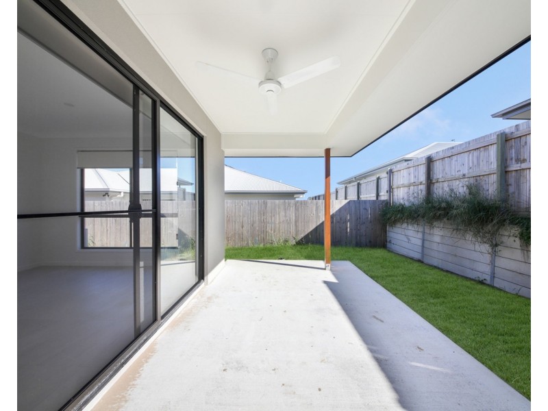 7 Laon Street, Pimpama QLD 4209