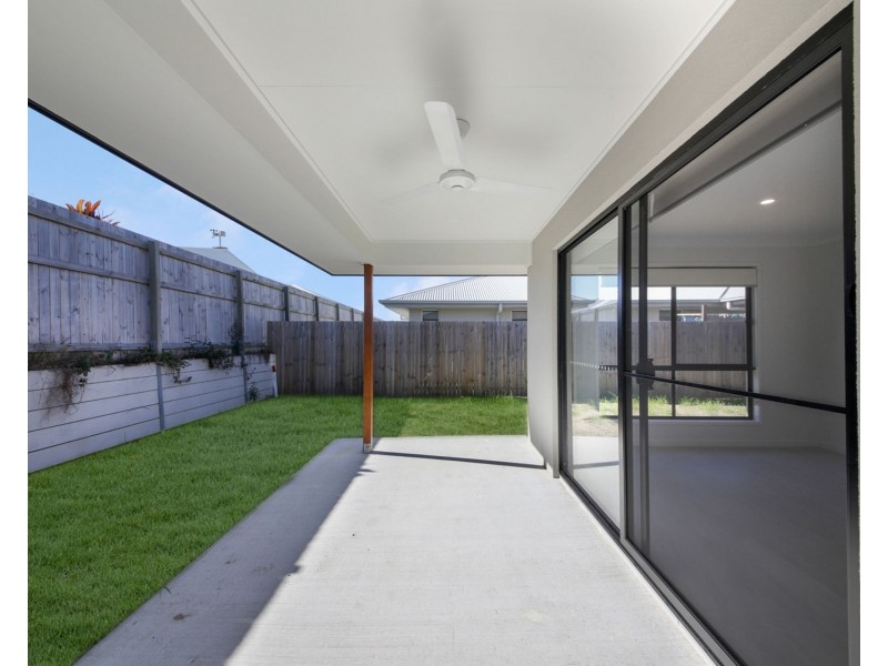 7 Laon Street, Pimpama QLD 4209