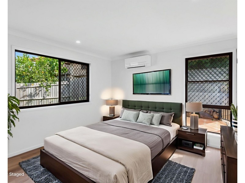 4 Conebush St, Ashmore QLD 4214