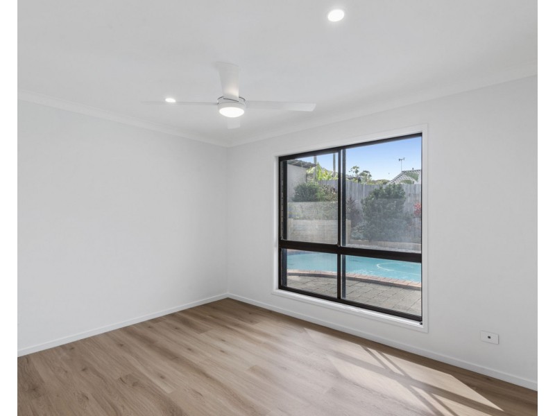 4 Conebush St, Ashmore QLD 4214