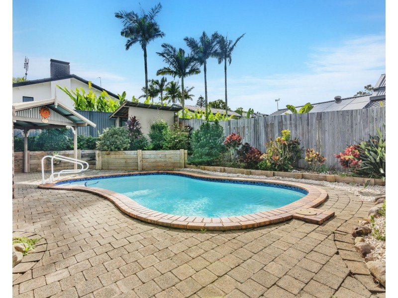 4 Conebush St, Ashmore QLD 4214