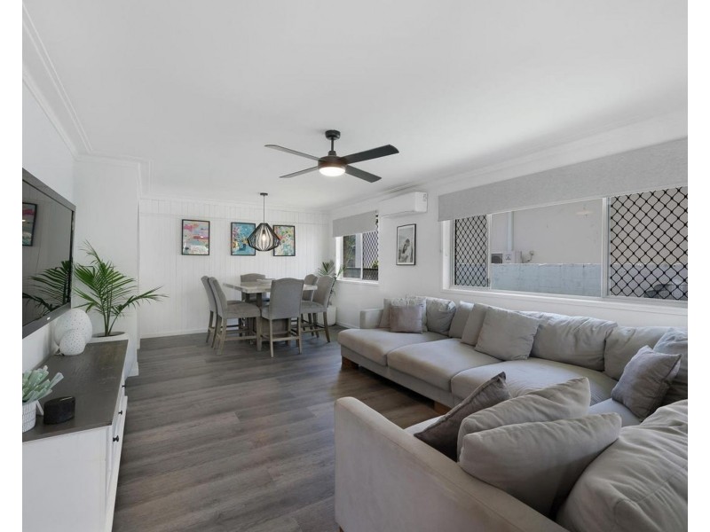 37 Coogeen St, Bundall QLD 4217