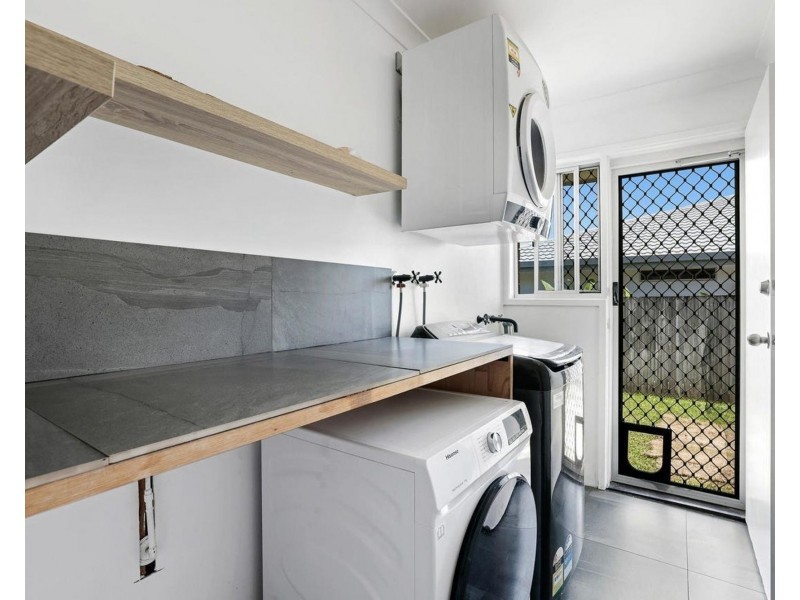 37 Coogeen St, Bundall QLD 4217
