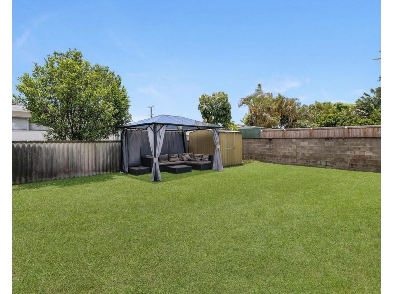 37 Coogeen St, Bundall QLD 4217