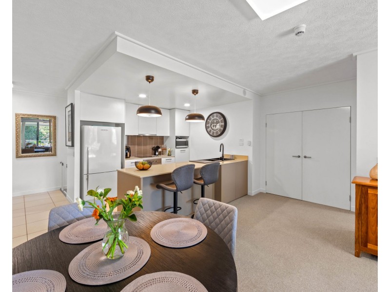 624/66 Sickle Avenue, Hope Island QLD 4212