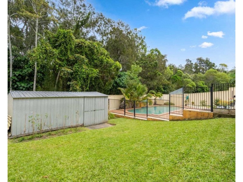 20 Cootharaba Drive, Helensvale QLD 4212
