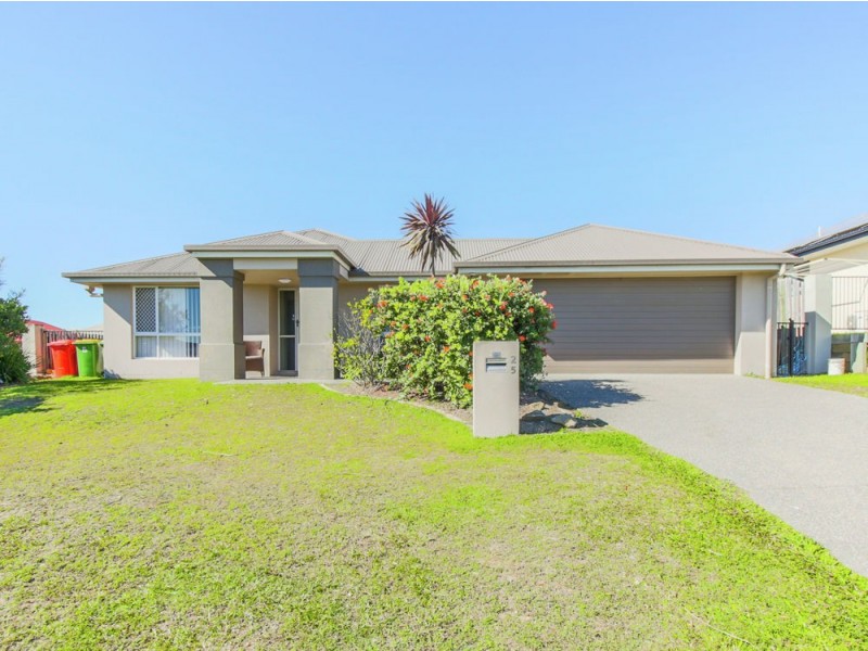 25 Azure Way, Coomera QLD 4209